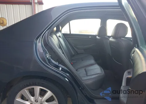 2006 Honda Accord 3.0 Ex z USA, uszkodzony, nr VIN 1HGCM66566A017347